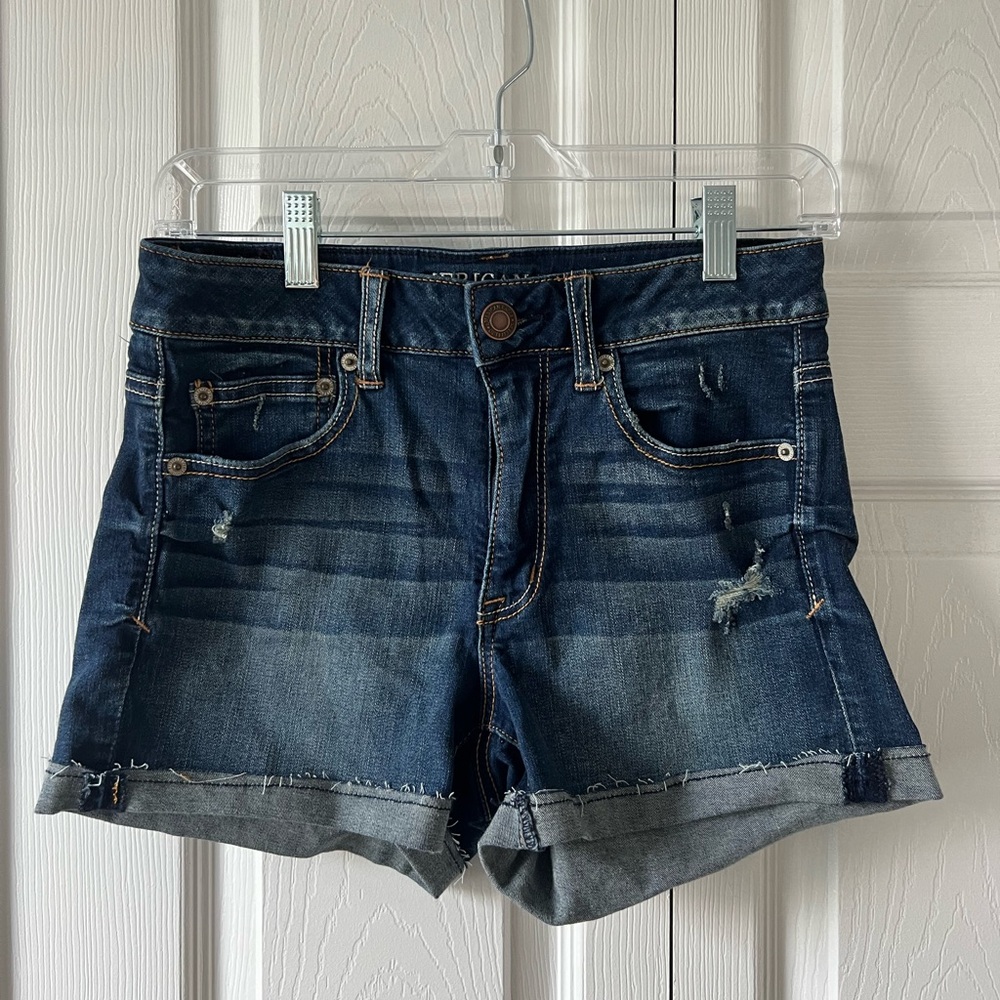 American Eagle mom Jean shorts